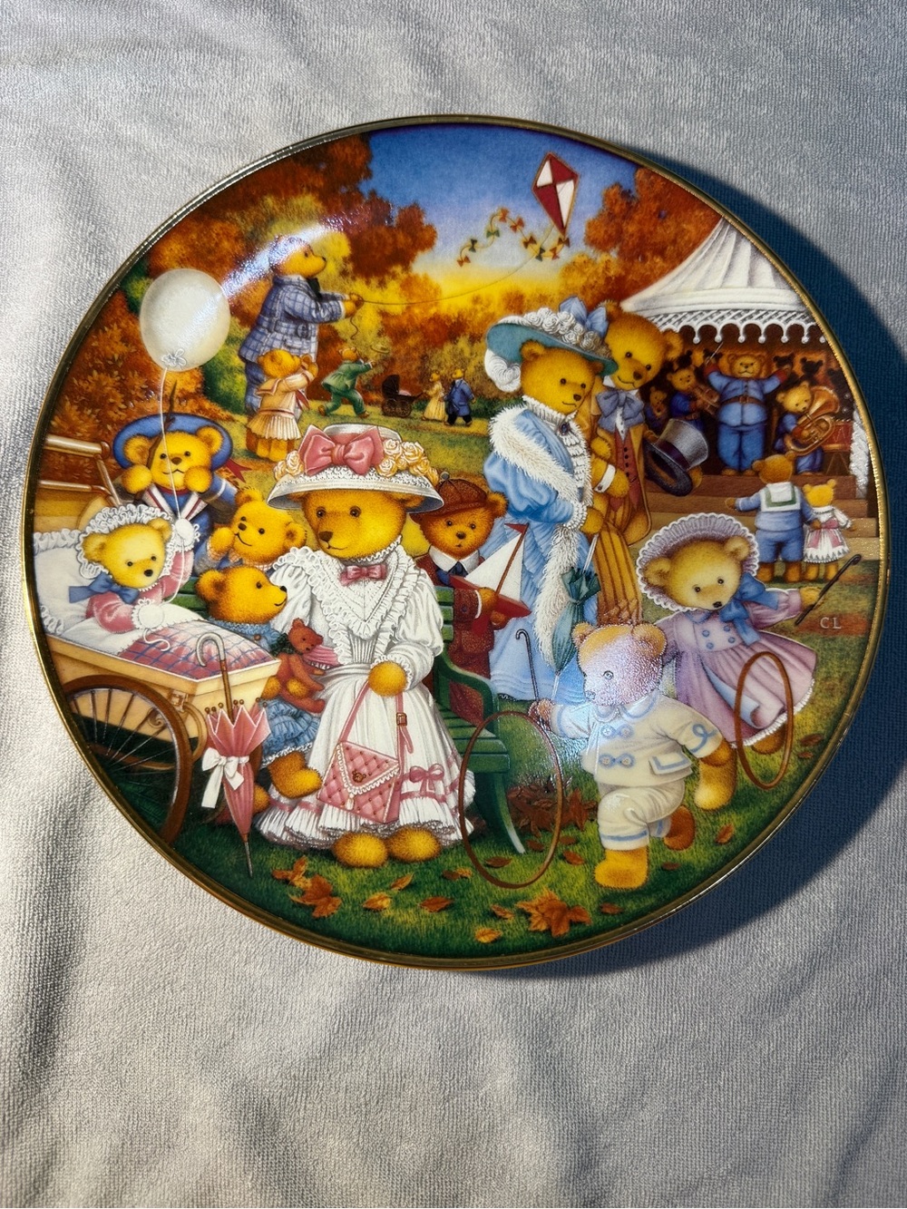 Franklin Mint Limited Edition Porcelain Teddy Bear Outing Collector Plate N7984